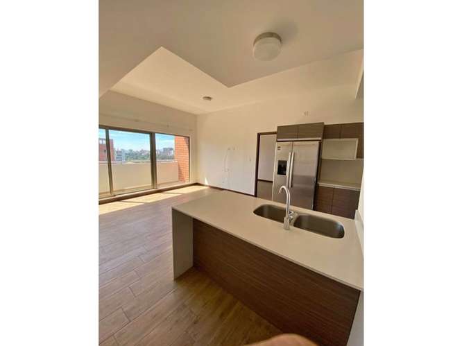 Apartamento en Renta Zona 10 - Imagen 6