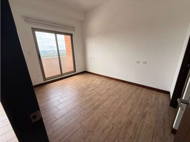 Apartamento en Renta Zona 10 - Imagen 9