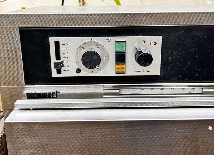  ESTUFA ESTERILIZADORA MEMMERT ALEMANA – EQUIPO PROFESIONAL DE LABORATORIO