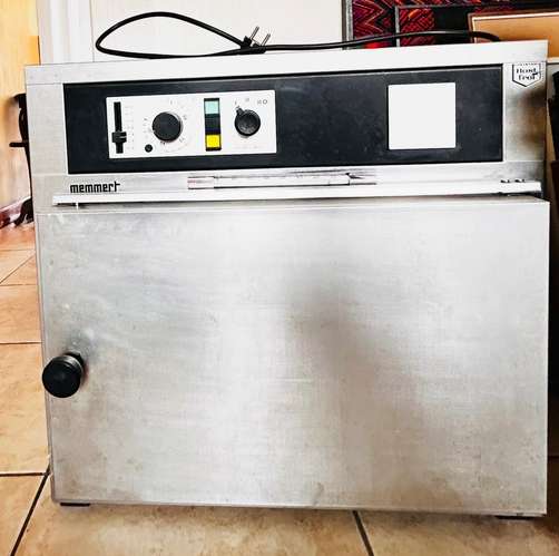  ESTUFA ESTERILIZADORA MEMMERT ALEMANA – EQUIPO PROFESIONAL DE LABORATORIO