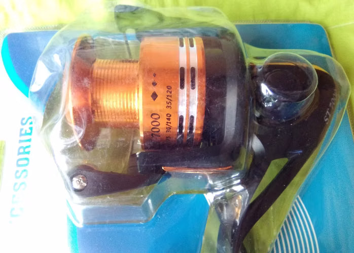 6 carretes de PESCA ST 7000 VENDO  - Imagen 3