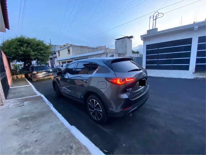CX5 2023 AWD Premium Plus