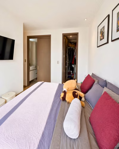 APARTAMENTO EN VENTA ZONA 15  CON LINEA BLANCA - Imagen 9