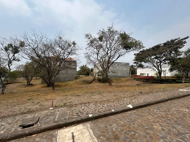 VENDO 2 LOTES JUNTOS COND. ENTRE VOLCANEZ, ALOTENANGO, SACATEPEQUEZ REF.6918 - Miniatura 2