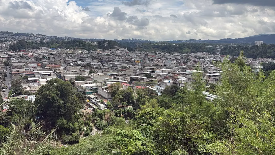 TERRENO EN VENTA EN ALAMOS , SAN MIGUEL PETAPA - CODIGO 104,569,43 - Imagen 7