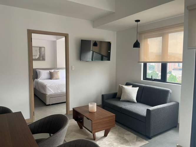 Apartamento en renta | 2 habitaciones | 72 mts2 | Q10,140 ($1,300) | Edificio Bonadiez, Zona 10   - Imagen 3
