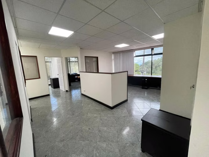 Oficina en Km 8 Muxbal