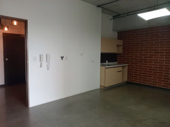 Oficina en Zona 4 - Imagen 4