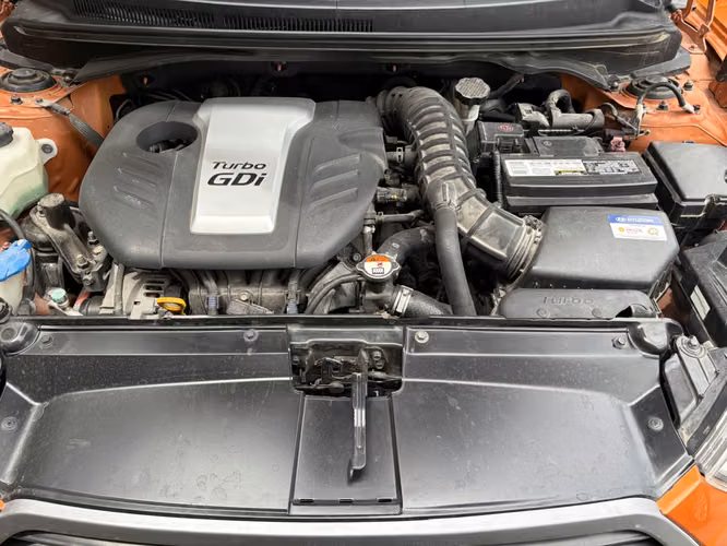 Hyundai Veloster Turbo Importado Modelo 2016 - Imagen 11