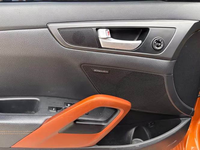 Hyundai Veloster Turbo Importado Modelo 2016 - Imagen 12