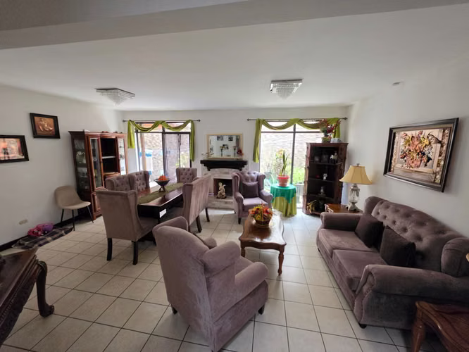 CASA EN VENTA EN CARRETERA A EL SALVADOR - Miniatura 10