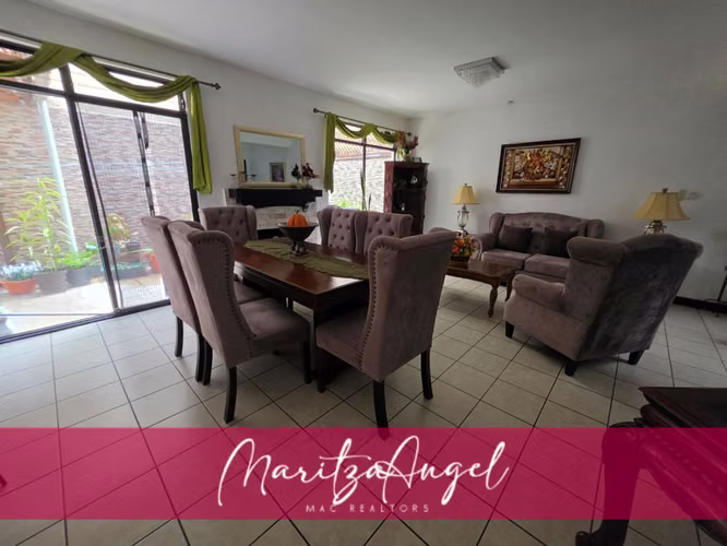 CASA EN VENTA EN CARRETERA A EL SALVADOR - Miniatura 3