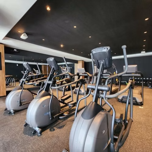 Apartamento Semi-Amueblado en Renta Parque Mateo Zona 7 - Imagen 19