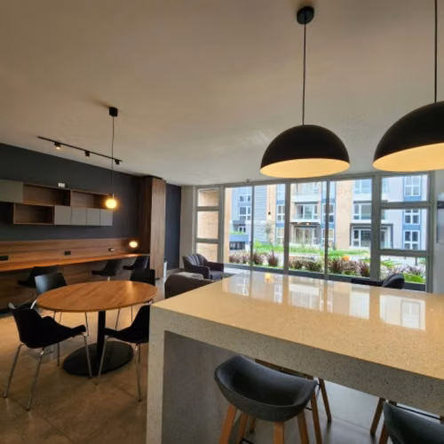 Apartamento Semi-Amueblado en Renta Parque Mateo Zona 7 - Imagen 18