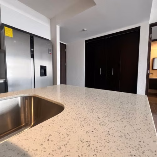Apartamento Semi-Amueblado en Renta Parque Mateo Zona 7 - Imagen 4