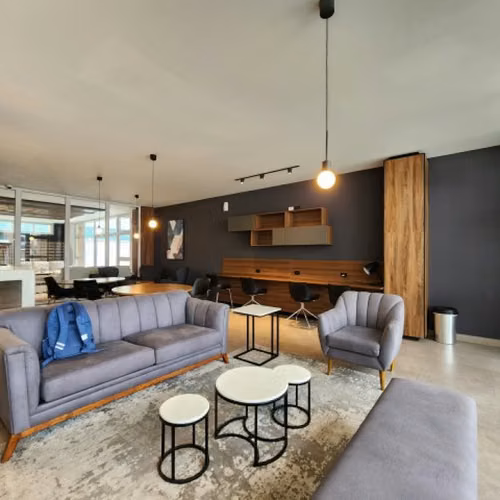 Apartamento Semi-Amueblado en Renta Parque Mateo Zona 7 - Imagen 17