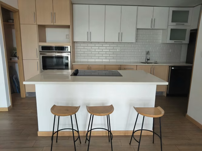 APARTAMENTO EN RENTA EN EDIFICIO 5TA AVENIDA ZONA 14 - Miniatura 2