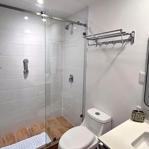 Apartamento amueblado en renta Zona 13, de 1 dormitorio Edificio Essenza  - Imagen 5