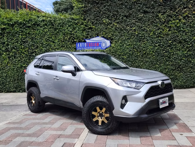 Toyota Rav4 Xle Awd Modelo 2020 - Imagen 2