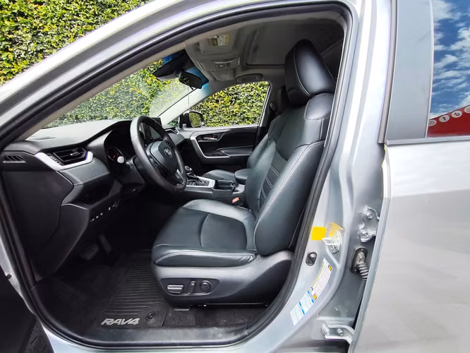 Toyota Rav4 Xle Awd Modelo 2020 - Imagen 14