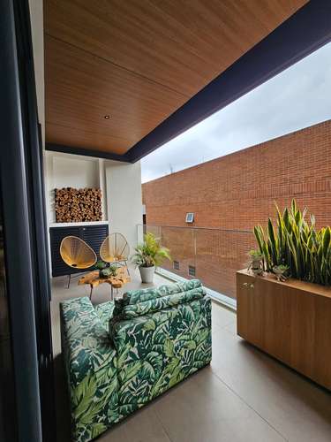 APARTAMENTO EN RENTA AMUEBLADO EN MARANTA OAKLAND ZONA 10 - Imagen 2