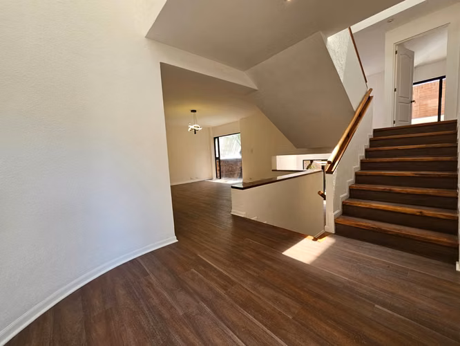 LINDA CASA REMODELADA EN RENTA EN ELGIN 2 | AMPLIA 3HAB CON BAÑO PROPIO + SALA FAMILIAR - Imagen 16