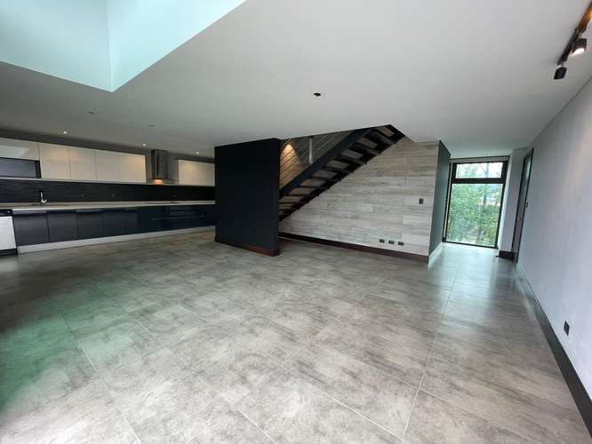 APARTAMENTO EN RENTA EN VIU CAYALA DE 2 NIVELES CON PRECIOSA VISTA - Imagen 19