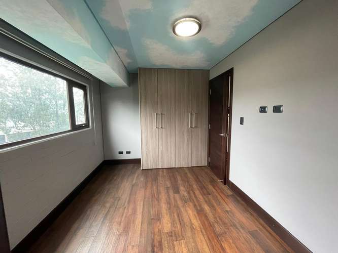 APARTAMENTO EN RENTA EN VIU CAYALA DE 2 NIVELES CON PRECIOSA VISTA - Imagen 9