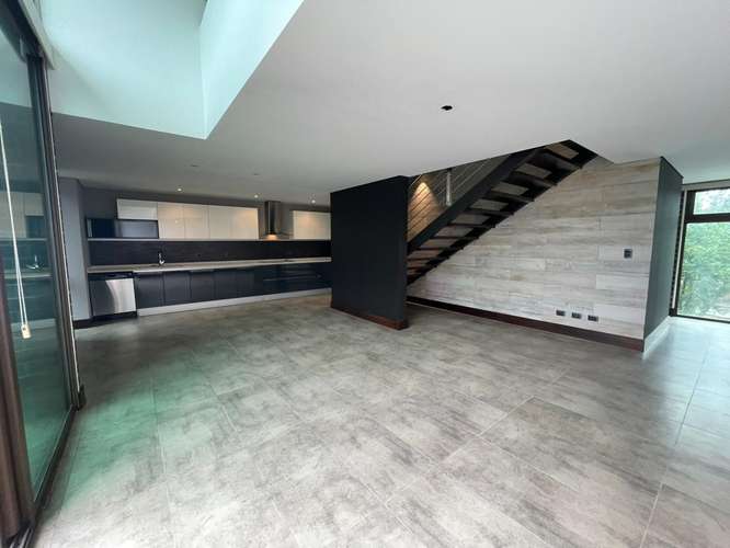 APARTAMENTO EN RENTA EN VIU CAYALA DE 2 NIVELES CON PRECIOSA VISTA - Imagen 2