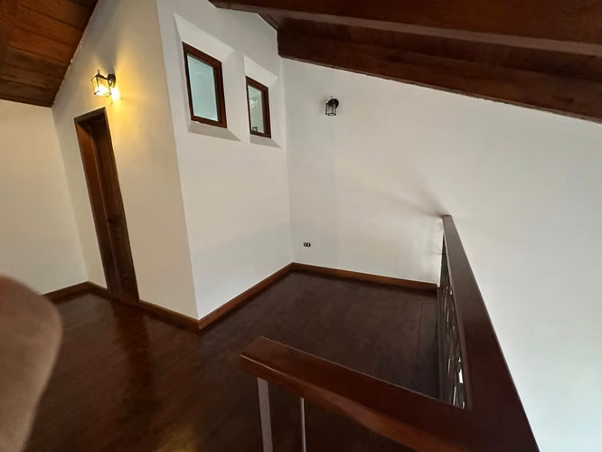 Renta de Casa en Antigua Guatemala a 600m de Iglesia El Calvario | Dentro de condominio en Antigua