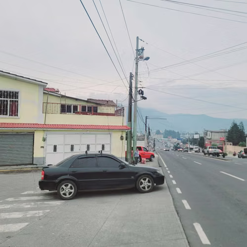 SE RENTA AMPLIA CASA IDEAL PARA OFICINAS O NEGOCIO O CLINICA