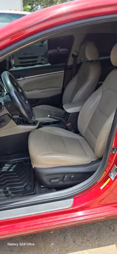 HYUNDAI ELANTRA ULIMITED 2017