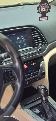 HYUNDAI ELANTRA ULIMITED 2017