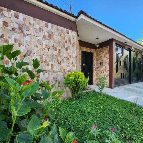 Casa en Venta San Cristóbal Colonia Las Jacarandas