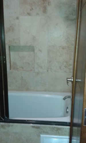 RENTO APTO Z.10 EDIF. MIRAFIORI, 6953 *110M2, 2 HAB, 2 BAÑOS, 2 PARQ, $1200* - Imagen 13