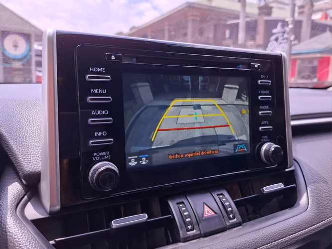 TOYOTA RAV4 HIBRIDA - Imagen 8