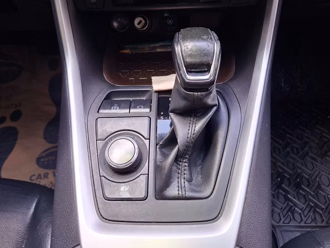 TOYOTA RAV4 HIBRIDA - Imagen 9