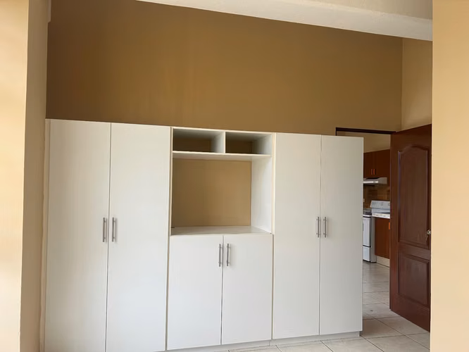 Alquilo APARTAMENTO CONDADO NARANJO  - Imagen 4