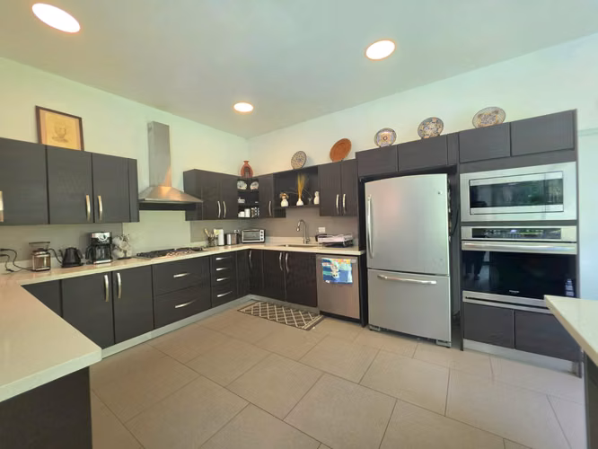 CASA EN VENTA EN MUXBALIA, PANELES SOLARES, SAUNA, JACUZZI, BALCON
