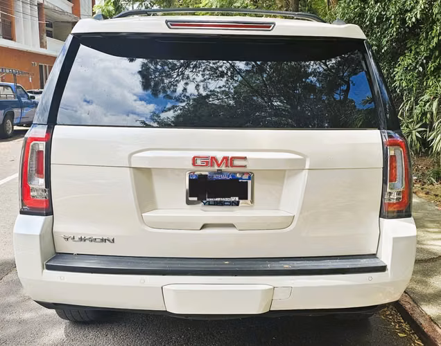 GMC YUKON SLT 2015 - Imagen 3