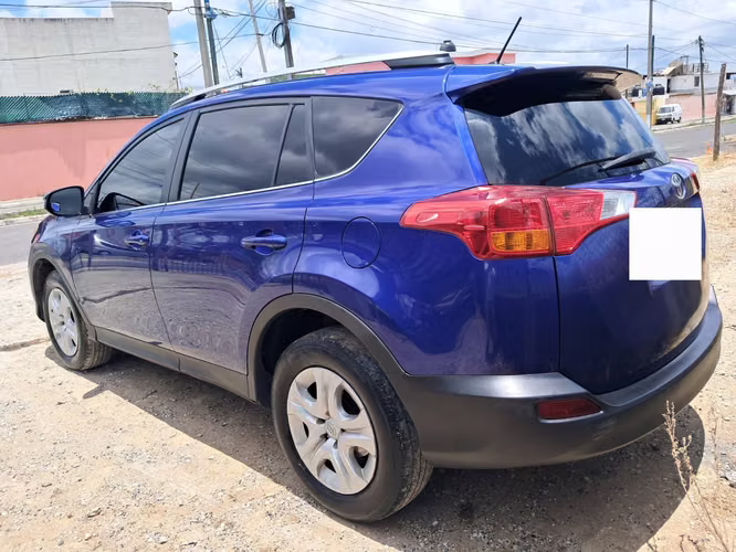 Vendo RAV4 Modelo 2015 AWD - Imagen 2