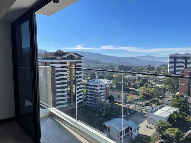 RENTA DE APARTAMENTO EN EDIFICIO NOVUS, ZONA 14 - Miniatura 7