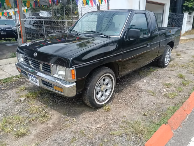 NISSAN HARDBODY KING CAB