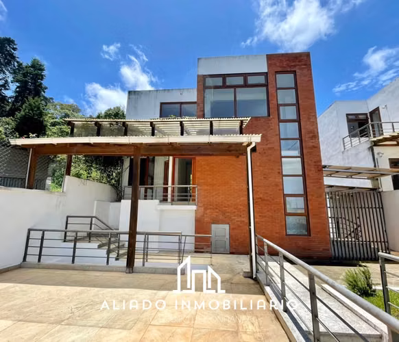 ALQUILO CASA EN ALTO VALLE DE 4 DORM CON LINDA VISTA - Imagen 15