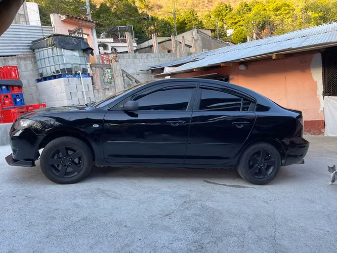 Mazda 3 2004 - Imagen 2