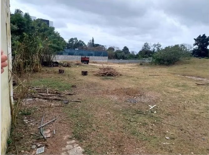 TERRENO EN VENTA EN ZONA 10