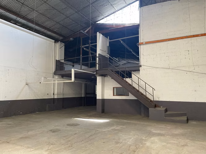 BODEGA EN ALQUILER – 750 M² EN COTIÓ, ZONA 2 MIXCO | ACCESO PARA CAMIÓN | PV - Imagen 5