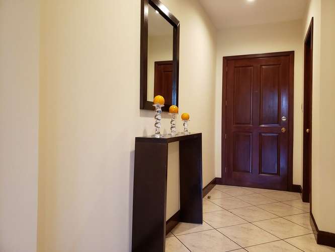 Apartamento amueblado en Zona 10 - Imagen 3