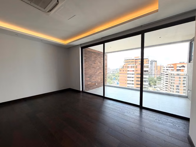 Alquiler Apartamento Echo Zona 14 de 3 habitaciones  - Imagen 3