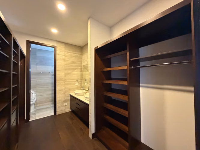 Alquiler Apartamento Echo Zona 14 de 3 habitaciones  - Imagen 6